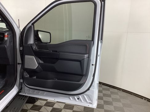 Used 2025 Ford F150 Raptor AWD/4WD image 8