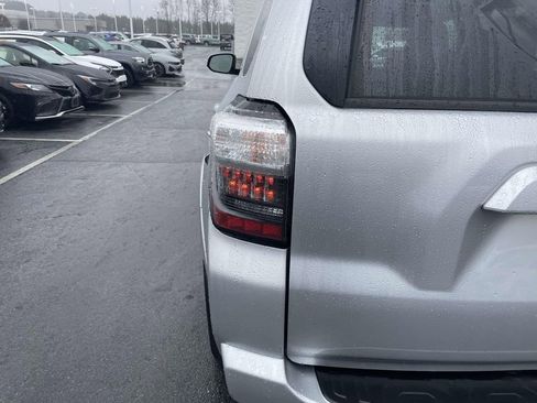 Used 2024 Toyota 4Runner SR5 Premium image 20