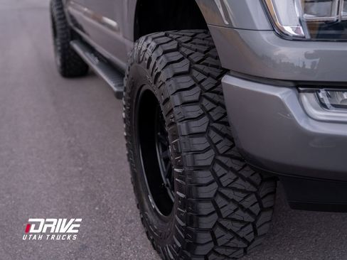 Used 2022 Ford F150 XLT w/ Equipment Group 302A High image 9