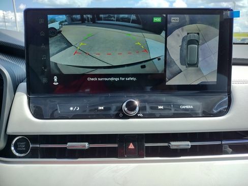 New 2025 Mitsubishi Outlander SE image 5