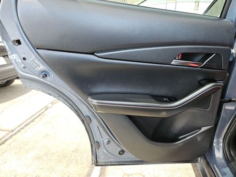 Used 2025 MAZDA CX-30 AWD 2.5 S w/ Preferred Package image 18