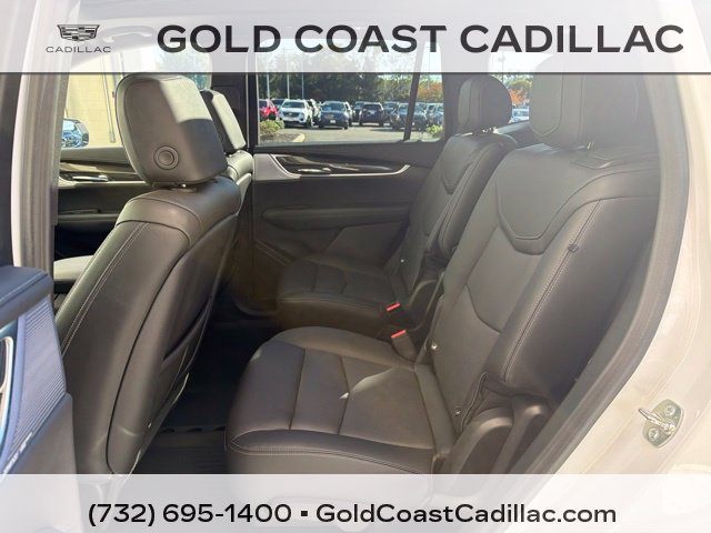 Used 2024 Cadillac XT6 Sport w/ Technology Package AWD/4WD image 17