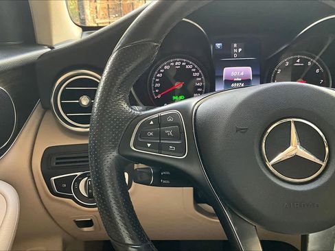 Used 2019 Mercedes-Benz GLC 300 image 23