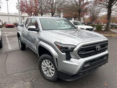 New 2025 Toyota Tacoma SR5