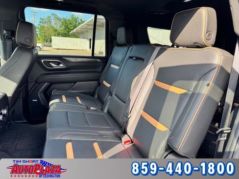 Used 2024 GMC Yukon XL AT4 w/ AT4 Premium Plus Package AWD/4WD image 40