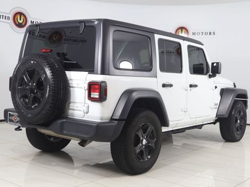 Used 2020 Jeep Wrangler Unlimited Sport S AWD/4WD image 3
