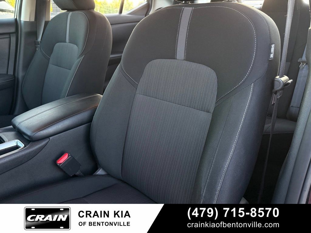 Used 2025 Nissan Sentra SV FWD image 23