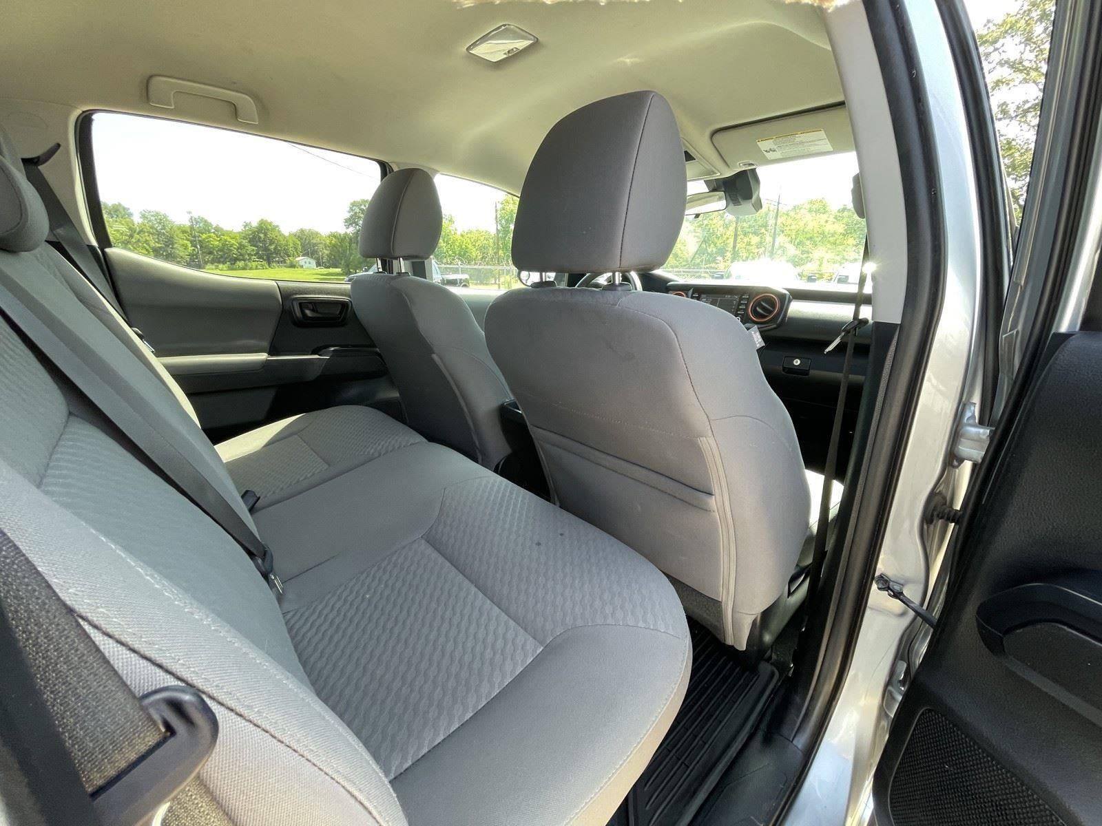 Used 2022 Toyota Tacoma SR w/ SR Convenience Package RWD image 38