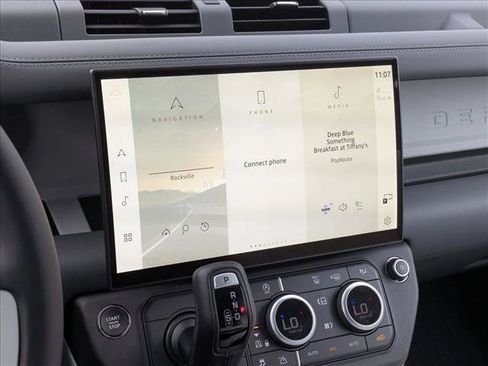 New 2026 Land Rover Defender 130 X-Dynamic SE AWD/4WD image 12