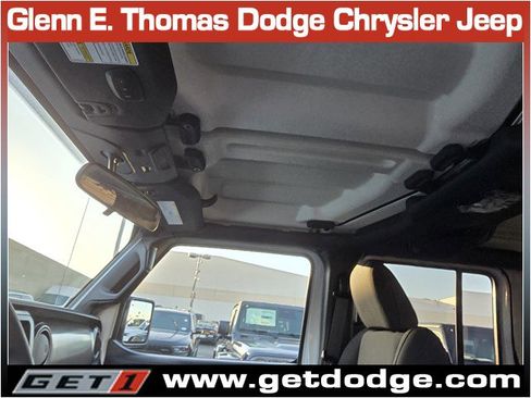 Certified 2023 Jeep Gladiator Willys image 22