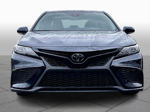 Certified 2021 Toyota Camry SE w/ Convenience Package image 6