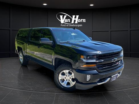 Used 2018 Chevrolet Silverado 1500 LT w/ All Star Edition AWD/4WD image 1