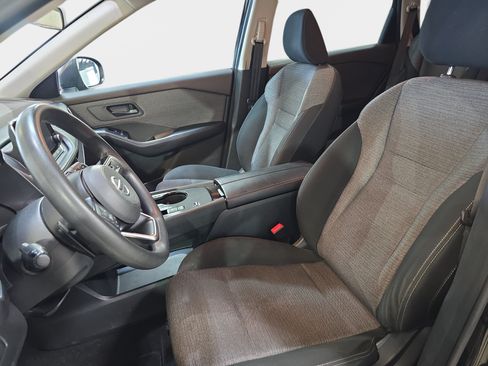Used 2021 Nissan Rogue S FWD image 12