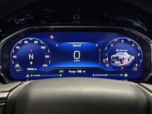 Used 2022 Chevrolet Silverado 1500 ZR2 w/ Technology Package image 17