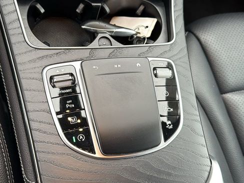 Used 2021 Mercedes-Benz GLC 300 image 17