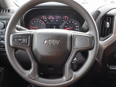 Used 2020 Chevrolet Silverado 1500 Custom Trail Boss w/ Custom Convenience Package image 5