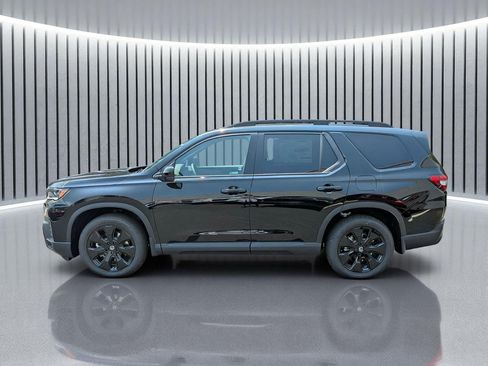 New 2026 Honda Pilot Black Edition image 9