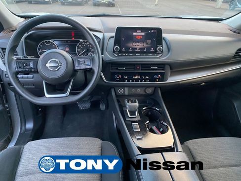 Used 2023 Nissan Rogue SV FWD image 12
