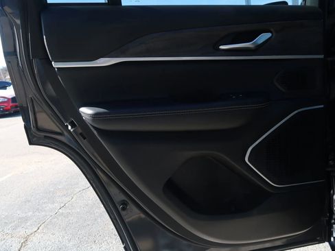 Used 2024 Jeep Grand Cherokee Limited 4xe image 53