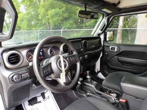 Used 2020 Jeep Gladiator Sport AWD/4WD image 11