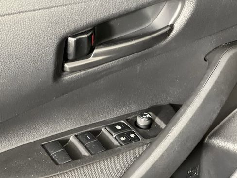 Used 2023 Toyota Corolla LE image 13