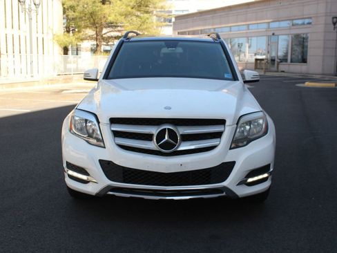 Used 2015 Mercedes-Benz GLK 350 4MATIC w/ Premium 1 Package image 3