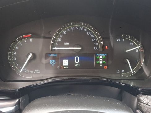 Used 2018 Cadillac XT5 Luxury w/ LPO, Black Ice Package AWD/4WD image 20