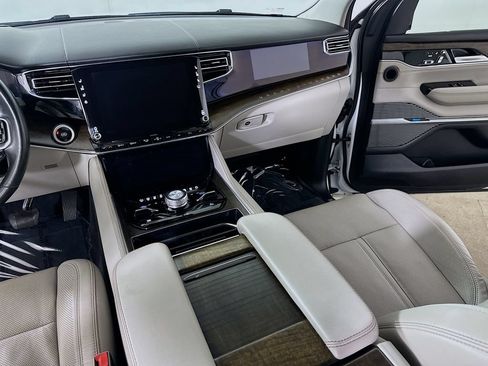 Used 2022 Jeep Grand Wagoneer Series I AWD/4WD image 20