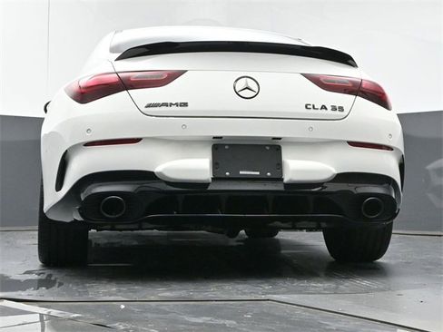 New 2025 Mercedes-Benz CLA 35 AMG 4MATIC image 35