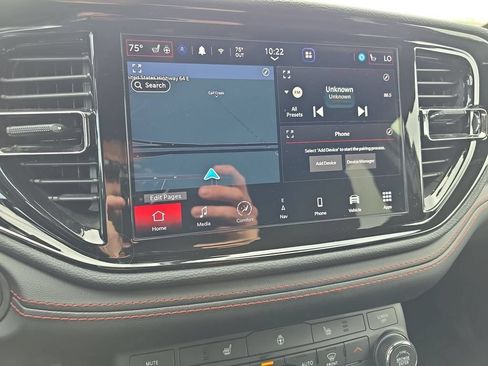 Used 2025 Dodge Durango GT RWD image 22