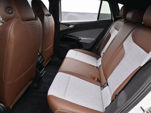 Used 2024 Volkswagen ID.4 2WD image 27