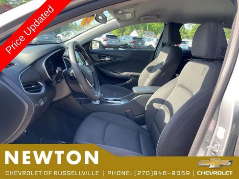 Used 2024 Chevrolet Malibu LT FWD image 4