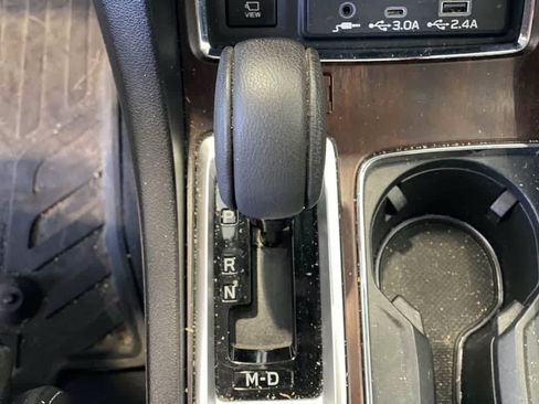 Used 2024 Subaru Ascent Touring AWD/4WD image 23