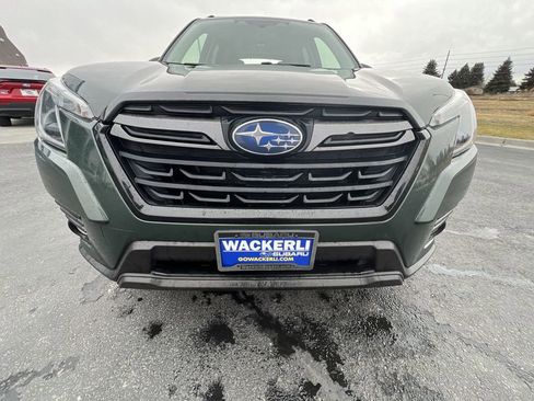 Used 2023 Subaru Forester Limited image 32