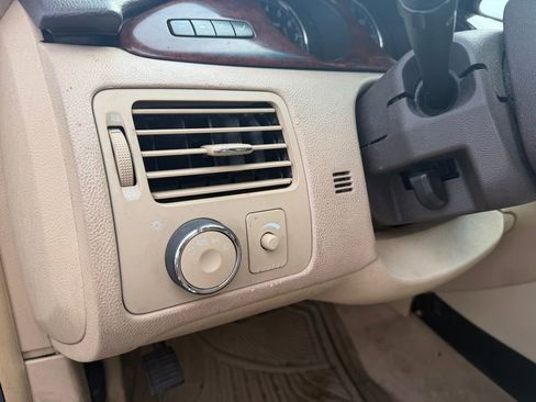 Used 2007 Buick Lucerne CXL FWD image 12