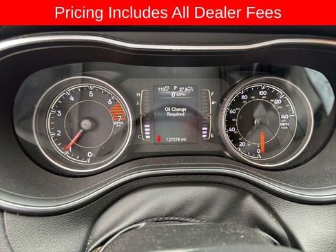 Used 2019 Jeep Cherokee Latitude Plus AWD/4WD image 8