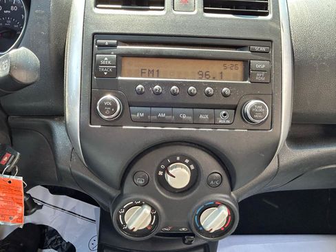 Used 2014 Nissan Versa Note SV FWD image 22