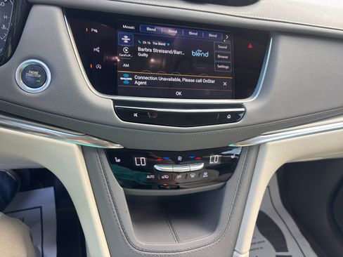 Used 2023 Cadillac XT5 Premium Luxury w/ Technology Package FWD image 19