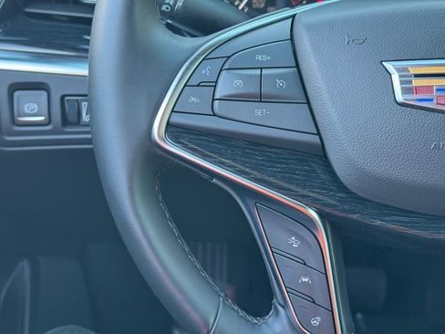 Certified 2025 Cadillac XT5 Premium Luxury image 30