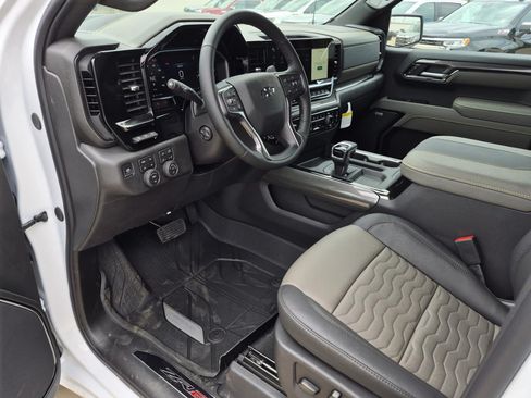 New 2026 Chevrolet Silverado 1500 ZR2 w/ Dark Appearance Package AWD/4WD image 9