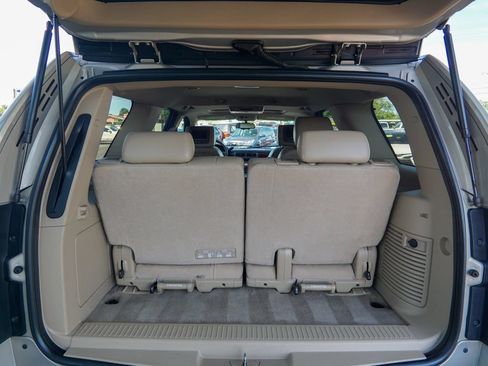 Used 2012 Chevrolet Tahoe LTZ AWD/4WD image 10