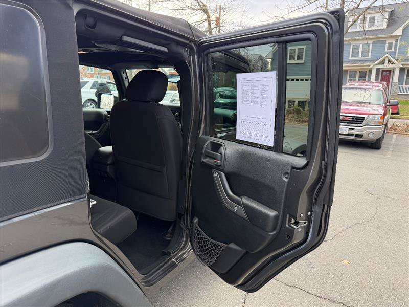 Used 2017 Jeep Wrangler Unlimited Sport w/ Quick Order Package 24S AWD/4WD image 17