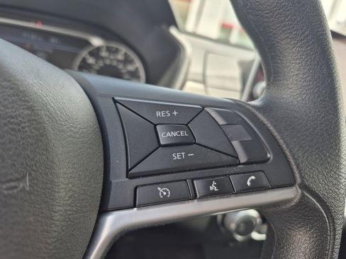 Used 2025 Nissan Altima 2.5 SV FWD image 26