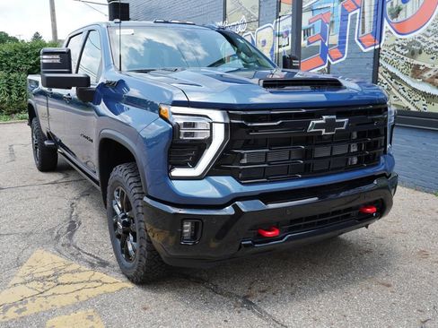 New 2026 Chevrolet Silverado 2500 LTZ w/ LTZ Plus Package AWD/4WD image 38