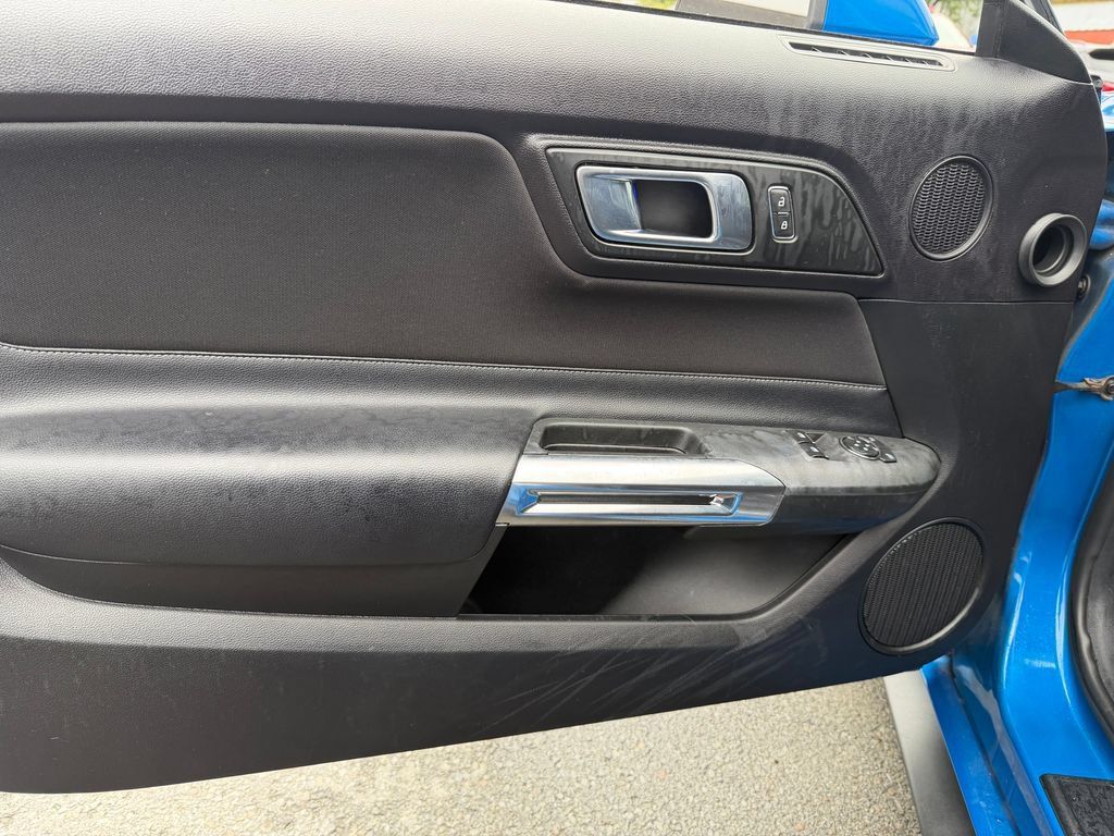 Used 2019 Ford Mustang GT w/ GT Performance Package RWD image 13