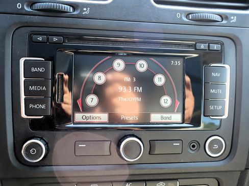 Used 2012 Volkswagen Jetta TDI FWD image 21