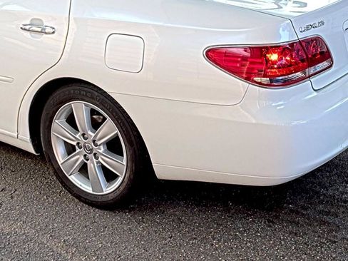 Used 2005 Lexus ES 330 FWD image 15