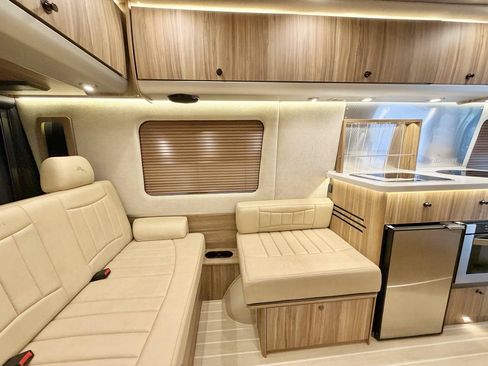 Used 2020 Mercedes-Benz Sprinter 3500 image 85