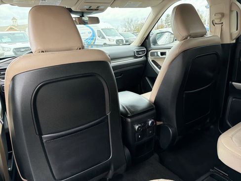 Used 2020 Ford Explorer XLT w/ Equipment Group 202A image 19