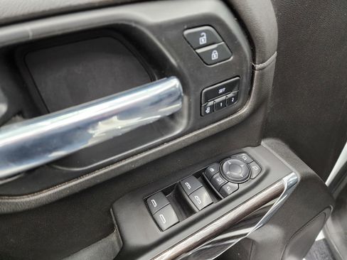 Used 2022 Chevrolet Silverado 2500 LTZ w/ Safety Package image 40